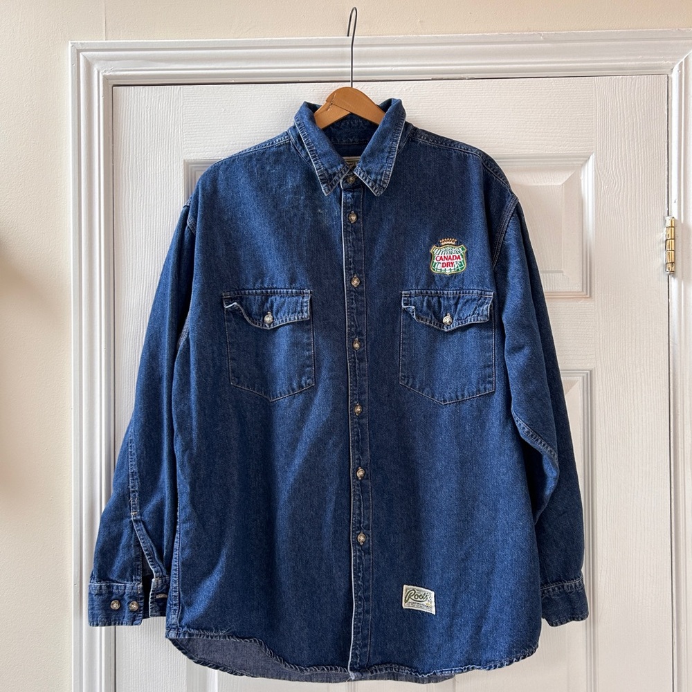Canada Dry / ROOTS Made in Canada Denim Shirt size Large